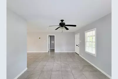1110 Woods Drive, Liberty, TX 77575 - Photo 7