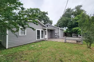 1110 Woods Dr, Liberty, TX 77575 - Photo 31