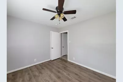 1110 Woods Drive, Liberty, TX 77575 - Photo 19