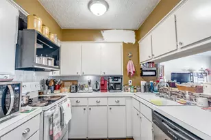 12246 Trail Hollow Dr, Montgomery, TX 77356 - Photo 13