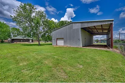 435 Cedar Street, New Ulm, TX 78950 - Photo 17
