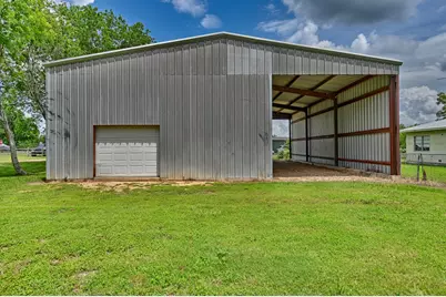 435 Cedar Street, New Ulm, TX 78950 - Photo 19