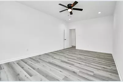 9315 Ashville Drive #B, Houston, TX 77051 - Photo 13