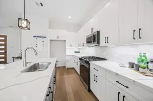1826 W Tidwell Rd, Houston, TX 77091 - Photo 7