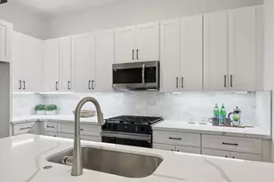 1826 W Tidwell Rd, Houston, TX 77091 - Photo 5
