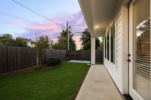 1826 W Tidwell Rd, Houston, TX 77091 - Photo 35