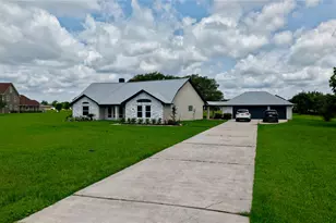 9035 Northpoint Dr, Beach City, TX 77523 - Photo 5