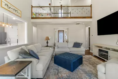 13510 Fallbrook Circle, Mont Belvieu, TX 77535 - Photo 7