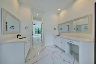 2283 Deer Cove Trail, Kingwood, TX 77339 - Photo 19