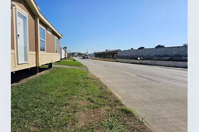 3733 N Alexander, Baytown, TX 77520 - Photo 7