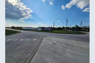 3733 N Alexander, Baytown, TX 77520 - Photo 17