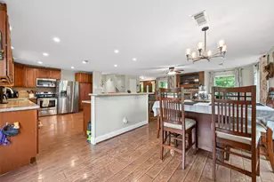 28111 Camille Dr, Tomball, TX 77375 - Photo 9