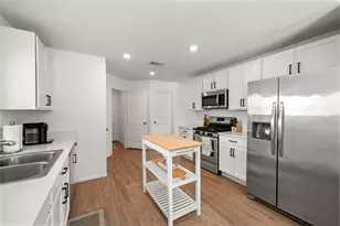 18734 Clearwater Brk Dr, New Caney, TX 77357 - Photo 9