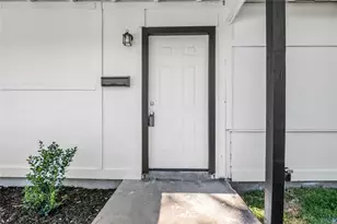 6119 Beekman Rd, Houston, TX 77021 - Photo 3