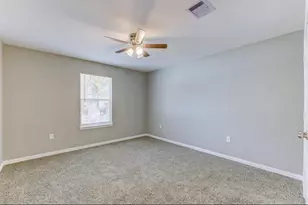 5824 Glen Lee Dr, Houston, TX 77396 - Photo 11