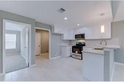 5824 Glen Lee Drive, Houston, TX 77396 - Photo 7