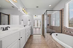 35 Woodmoor Pl, Magnolia, TX 77354 - Photo 25