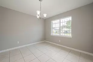 8714 Valley Flag Dr, Houston, TX 77078 - Photo 9