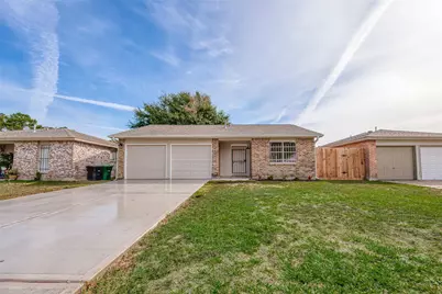 8714 Valley Flag Drive, Houston, TX 77078 - Photo 3