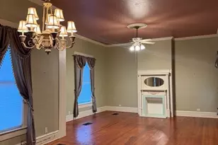 221 N Mount St, Fairfield, TX 75840 - Photo 3