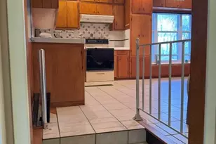 221 N Mount St, Fairfield, TX 75840 - Photo 9