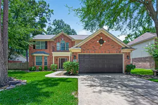 11 Ginger Bay Pl, The Woodlands, TX 77382 - Photo 1