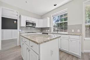 11 Ginger Bay Pl, The Woodlands, TX 77382 - Photo 9