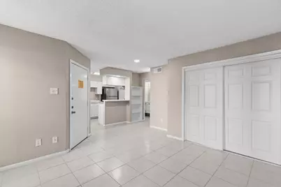 1516 Bay Area Boulevard #F9, Houston, TX 77058 - Photo 5