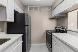 1516 Bay Area Blvd, Houston, TX 77058 - Photo 7
