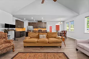 382 W Rollingwood St, Pinehurst, TX 77362 - Photo 17