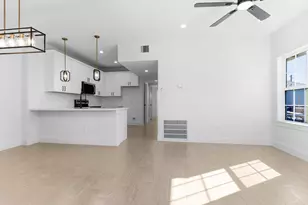 430 Rhode Island St, Houston, TX 77029 - Photo 9