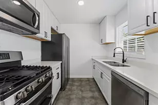8930 Etta St, Houston, TX 77093 - Photo 9