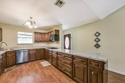 10410 Sagestar Lane, Houston, TX 77089 - Photo 7