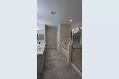 6887 Turtlewood Drive, Houston, TX 77072 - Photo 27