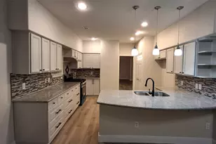 6887 Turtlewood Dr, Houston, TX 77072 - Photo 13