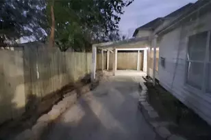 6887 Turtlewood Dr, Houston, TX 77072 - Photo 45