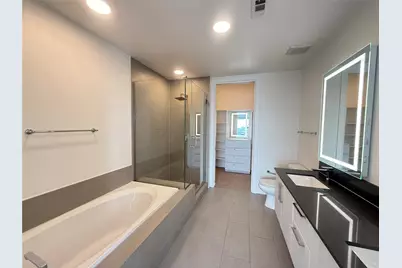3300 Main St #B1., Houston, TX 77002 - Photo 9