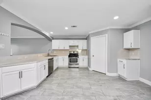 2606 Tinas Terrace Dr, Houston, TX 77038 - Photo 15