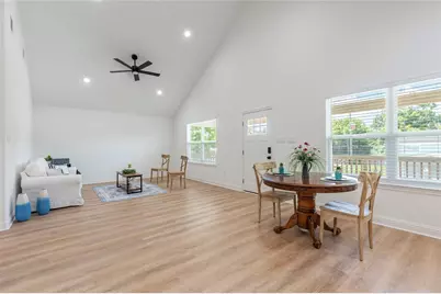 4213 Houx Street, Bacliff, TX 77518 - Photo 15