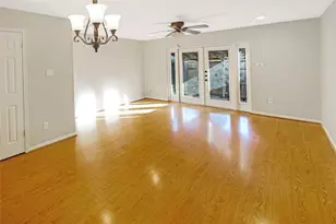 14466 Misty Meadow Ln, Houston, TX 77079 - Photo 5