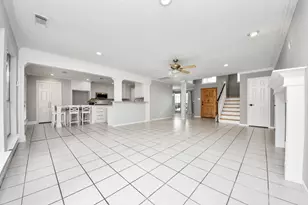 8402 Rose Garden Dr, Houston, TX 77083 - Photo 11