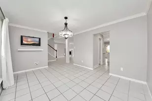 8402 Rose Garden Dr, Houston, TX 77083 - Photo 19