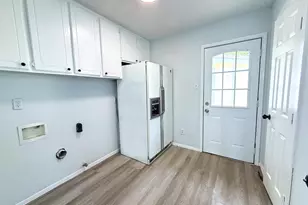 504 River Bend Dr, Baytown, TX 77521 - Photo 17