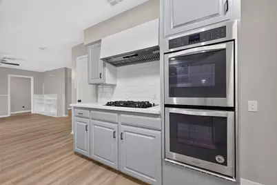 9614 Hammerly, Houston, TX 77080 - Photo 17