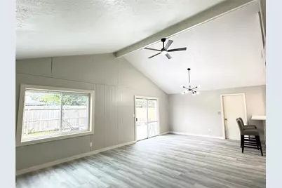 11922 Sea Shore Drive, Houston, TX 77072 - Photo 9