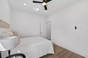 305 Marcella St, Houston, TX 77091 - Photo 37