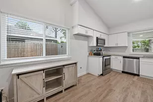 3703 Misty Cove Ct, Dickinson, TX 77539 - Photo 15