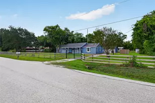 4004 Gatewood Rd, Crosby, TX 77532 - Photo 3