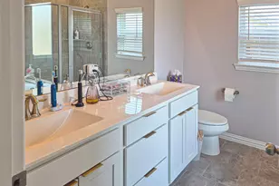 104 Cullen St, Angleton, TX 77515 - Photo 17
