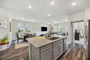 13309 Emerald Mallard Dr, Texas City, TX 77568 - Photo 7